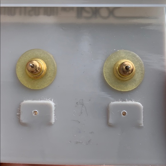 NWT RARE Gold Pearl Earrings by Soleil - Picture 2 of 2